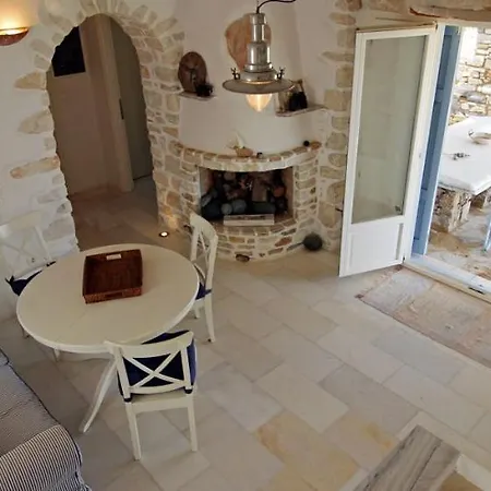 Holiday home Vent D'est, Isterni, Paros